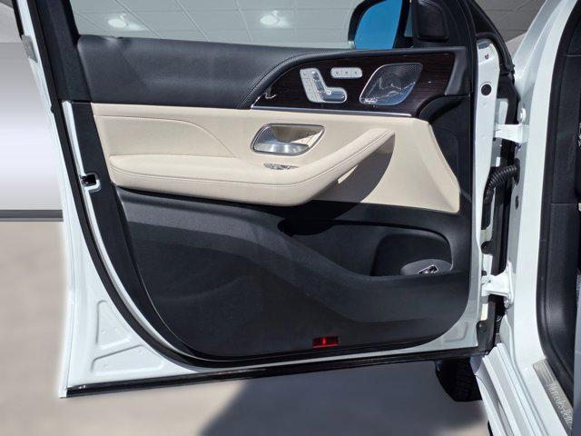 new 2026 Mercedes-Benz GLE 450 car, priced at $90,670