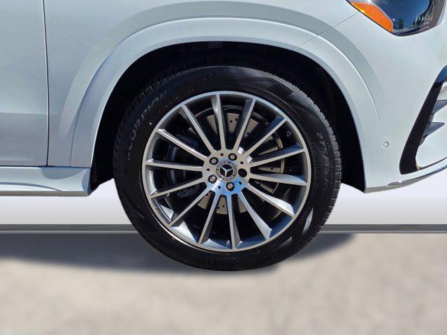 new 2026 Mercedes-Benz GLE 450 car, priced at $90,670