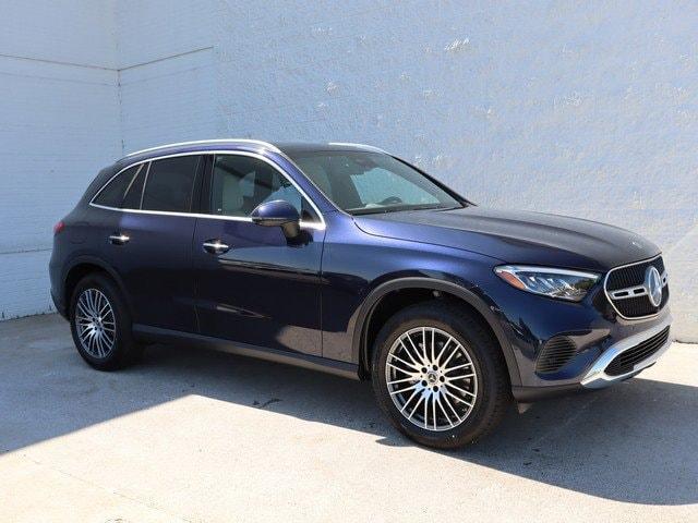 new 2024 Mercedes-Benz GLC 300 car, priced at $57,110