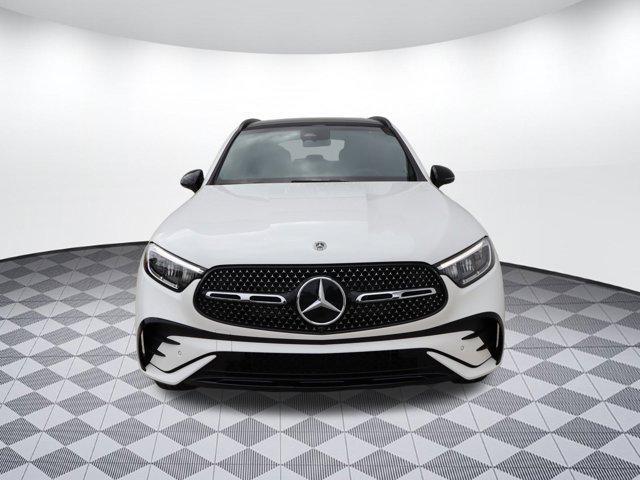 new 2025 Mercedes-Benz GLC 300 car, priced at $60,035