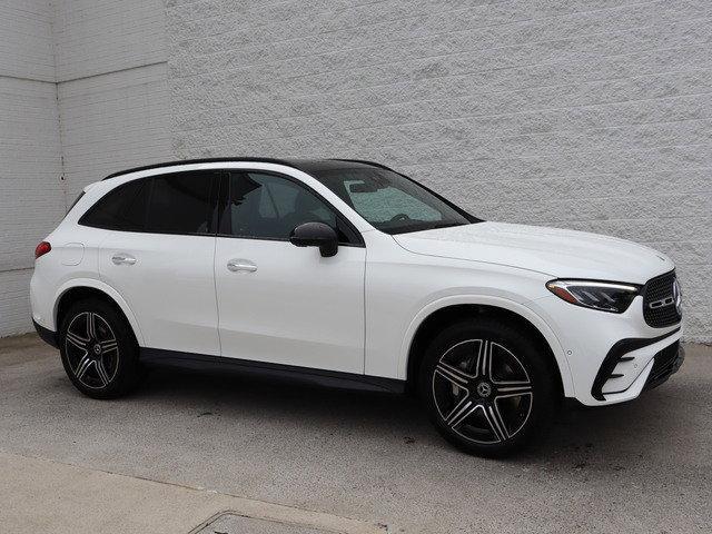 new 2025 Mercedes-Benz GLC 300 car, priced at $61,885