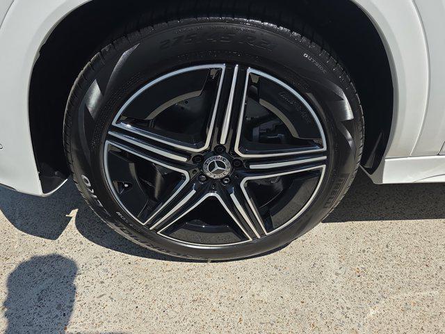 new 2026 Mercedes-Benz GLE 450 car, priced at $85,630