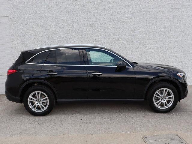 new 2025 Mercedes-Benz GLC 300 car, priced at $54,250