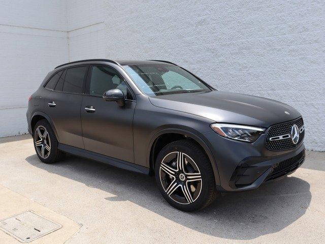 new 2024 Mercedes-Benz GLC 300 car, priced at $63,190