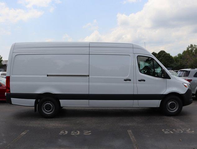 new 2024 Mercedes-Benz Sprinter 2500 car, priced at $62,116