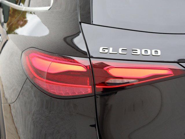 new 2025 Mercedes-Benz GLC 300 car, priced at $56,265