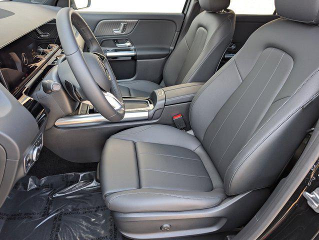 new 2025 Mercedes-Benz GLA 250 car, priced at $46,345