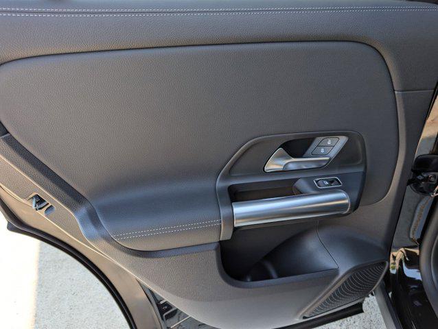 new 2025 Mercedes-Benz GLA 250 car, priced at $46,345