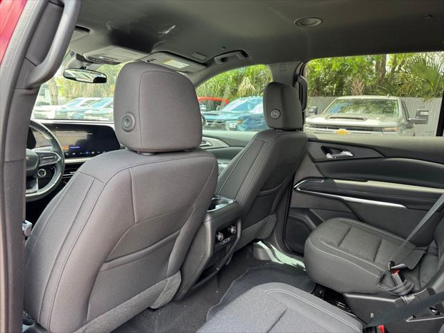new 2025 Chevrolet Traverse car, priced at $42,590