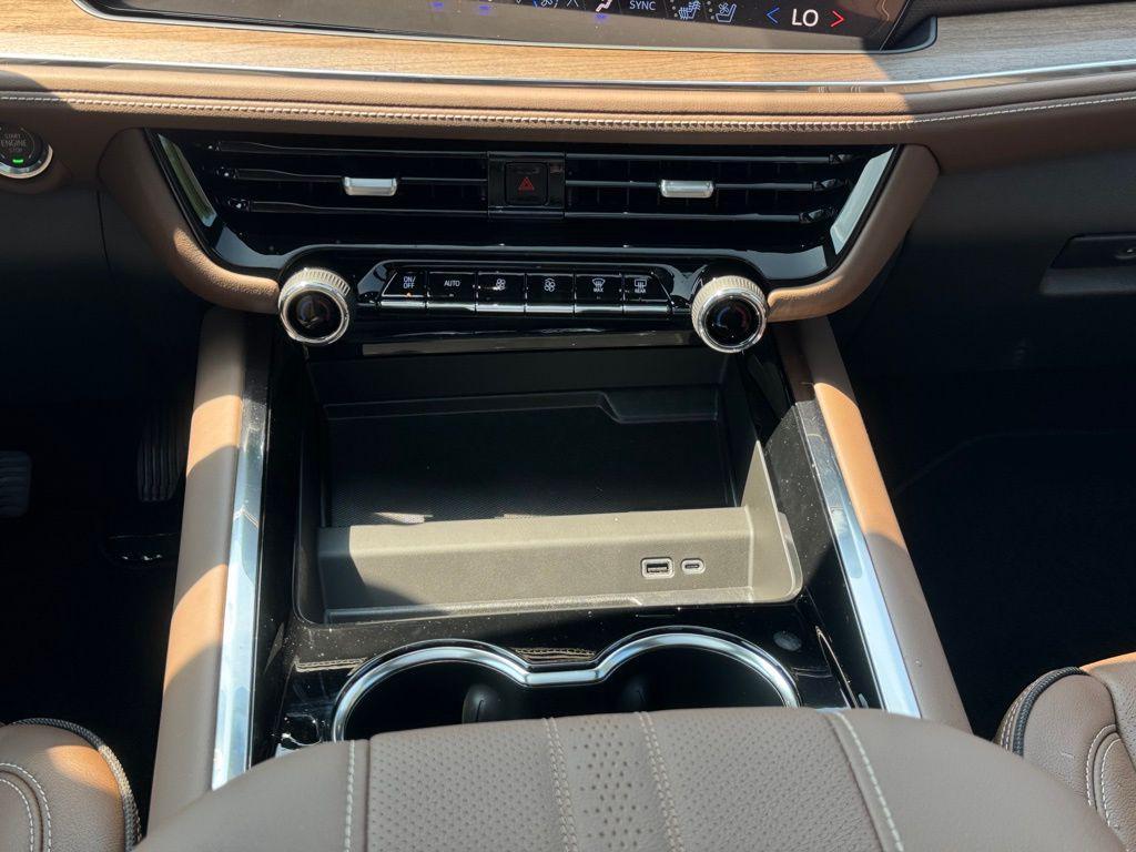 new 2025 Chevrolet Suburban car, priced at $98,225
