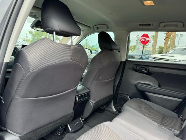 used 2022 Toyota Highlander car, priced at $31,780