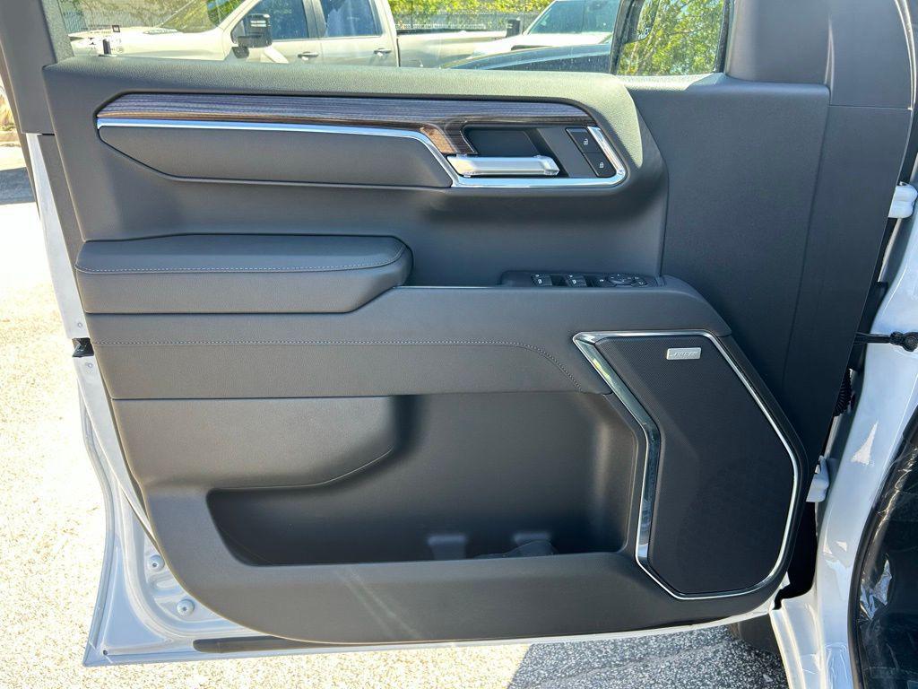 new 2026 Chevrolet Silverado 1500 car, priced at $68,920