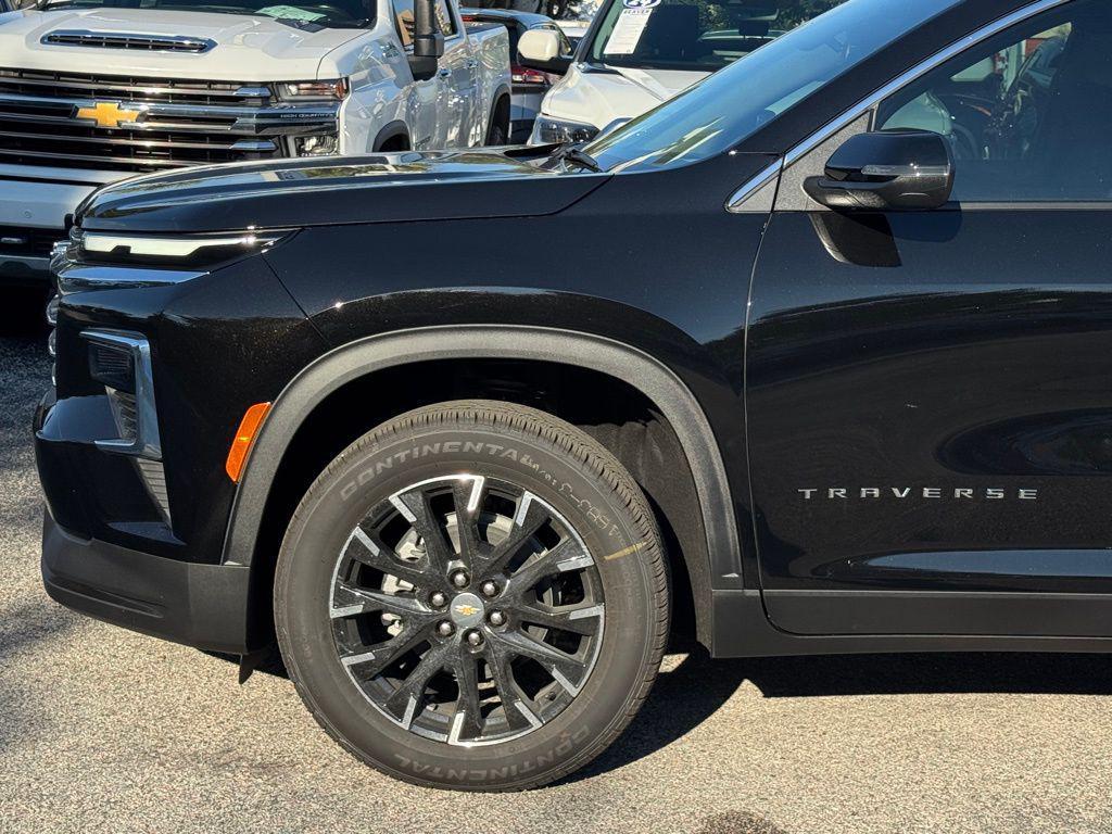 new 2026 Chevrolet Traverse car, priced at $46,720