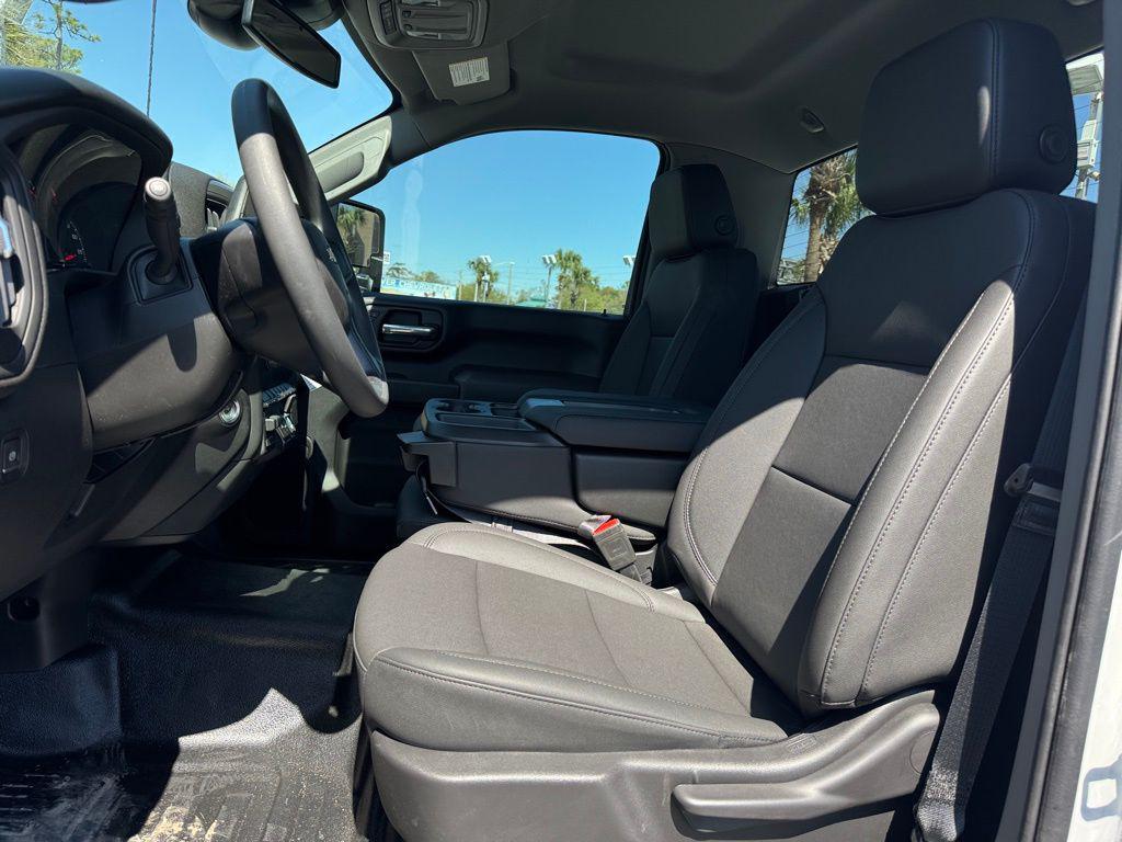 new 2025 Chevrolet Silverado 3500 car, priced at $49,575
