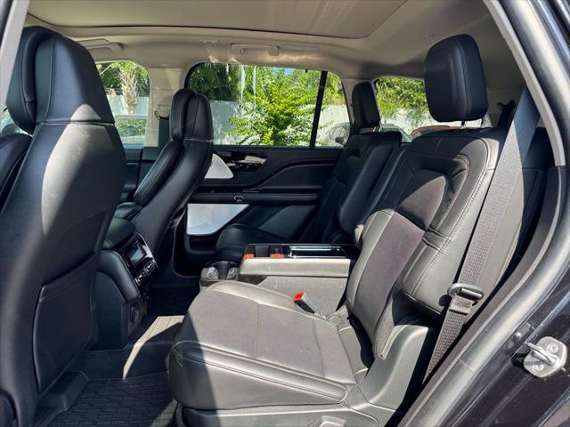used 2022 Lincoln Aviator car, priced at $41,444