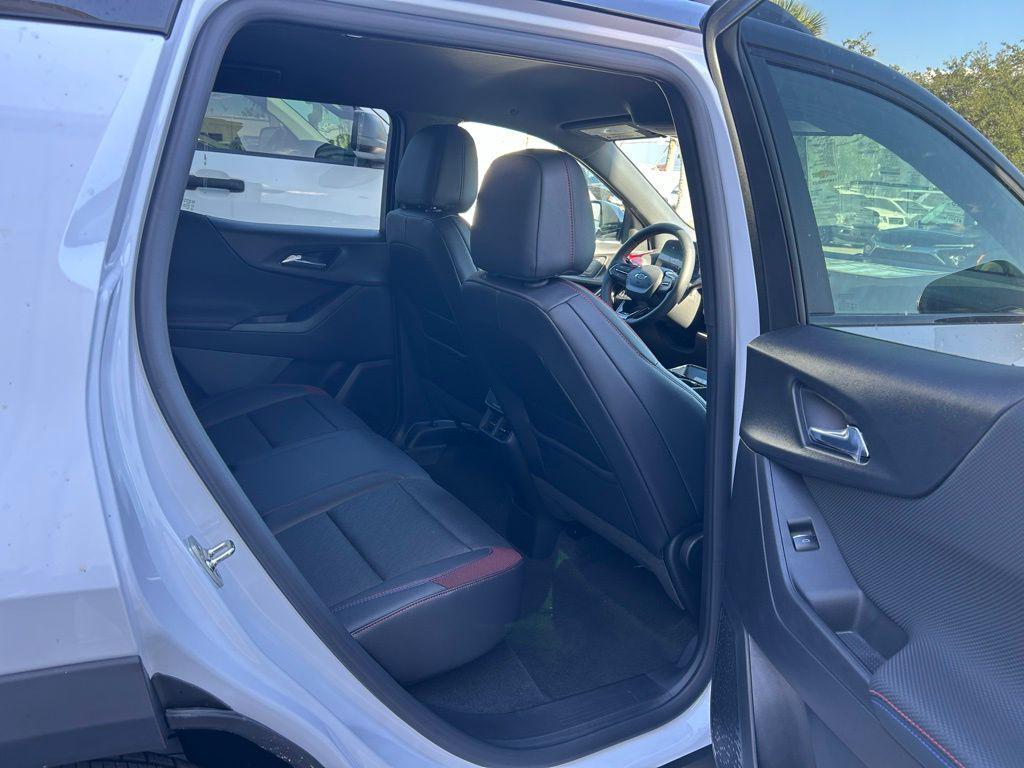 new 2026 Chevrolet Equinox car, priced at $38,390