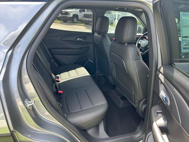 new 2025 Chevrolet TrailBlazer car, priced at $33,075