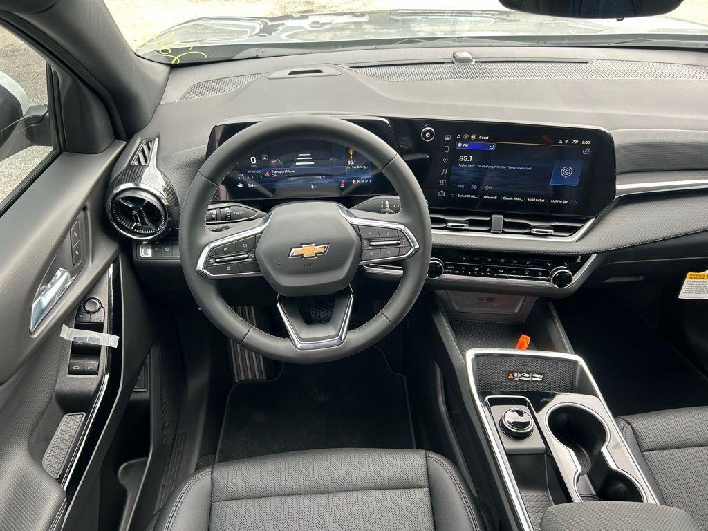 new 2026 Chevrolet Equinox car, priced at $33,985