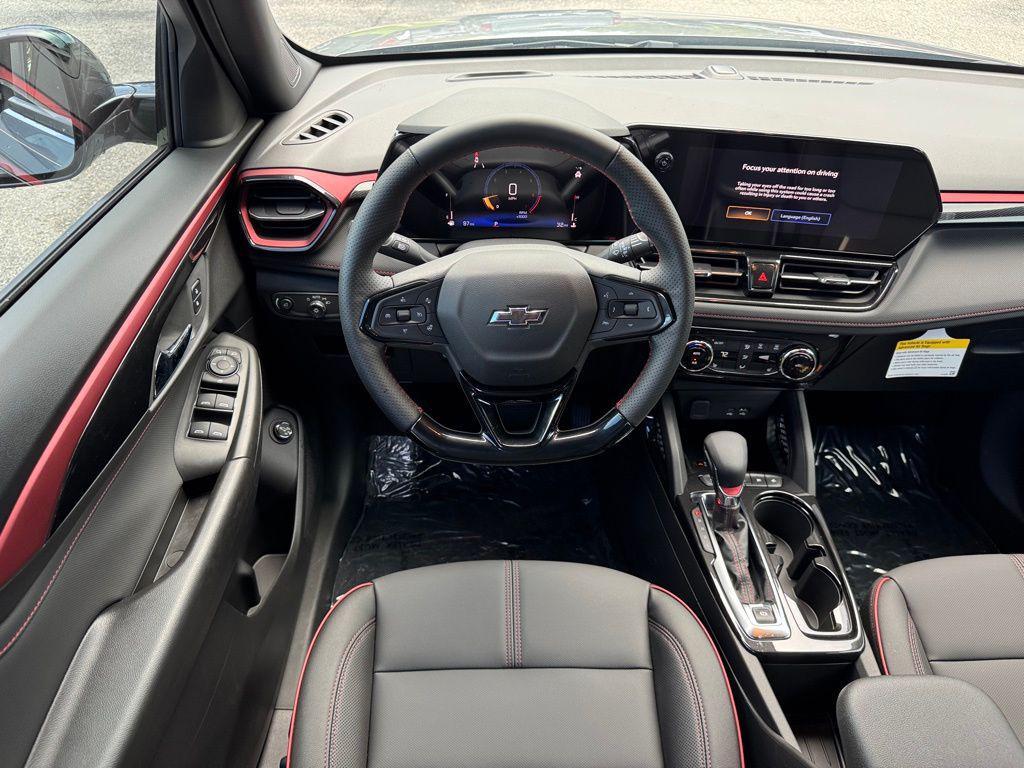 new 2025 Chevrolet TrailBlazer car, priced at $32,330
