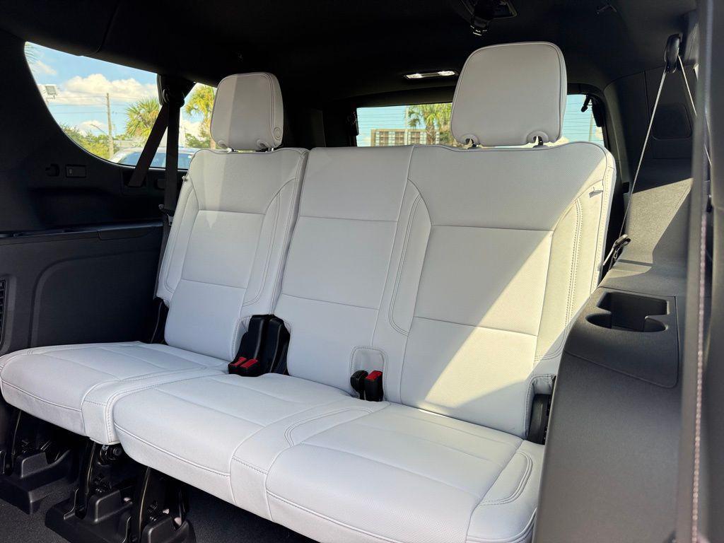 new 2026 Chevrolet Suburban car, priced at $94,280