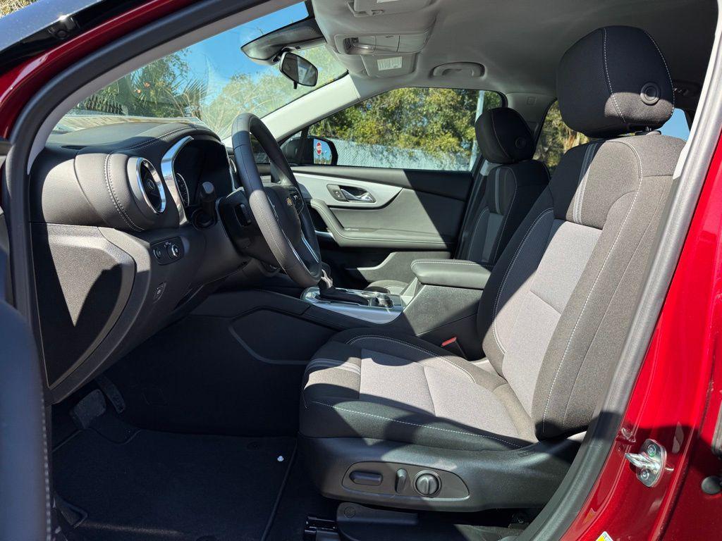 new 2025 Chevrolet Blazer car, priced at $38,775