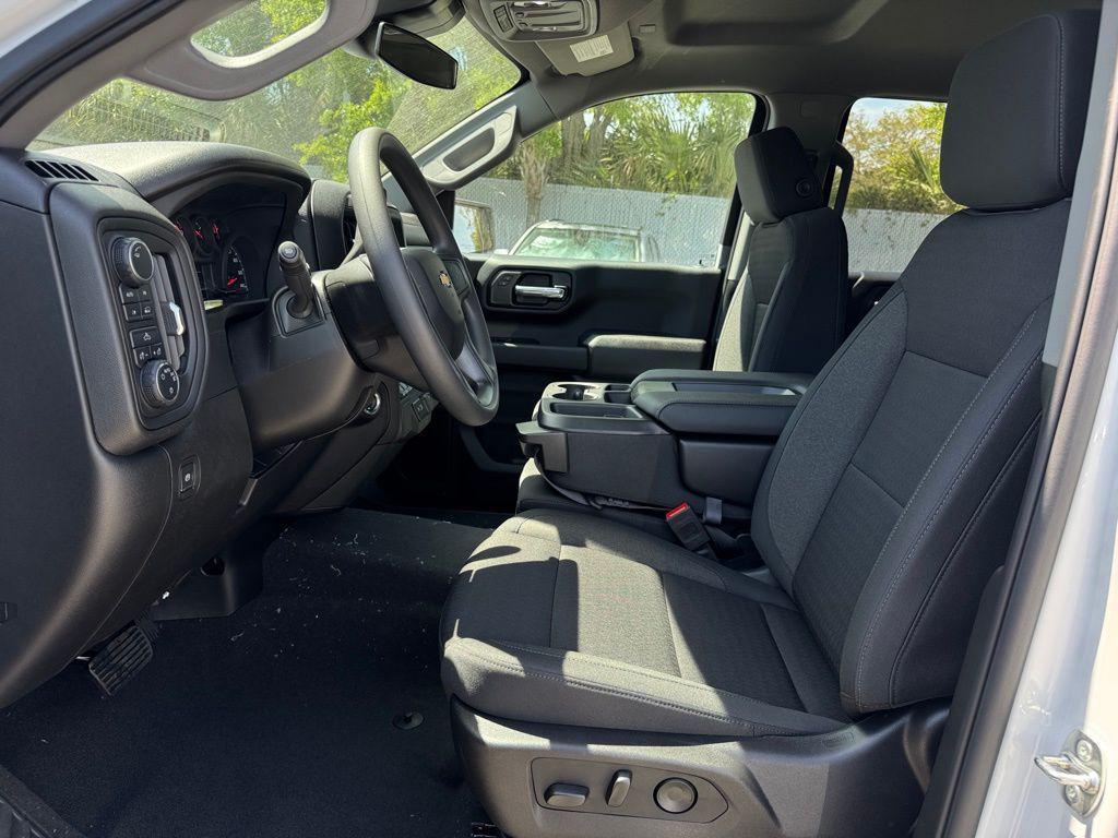 new 2025 Chevrolet Silverado 1500 car, priced at $50,245
