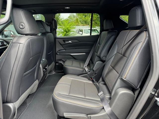 new 2025 Chevrolet Traverse car, priced at $56,795