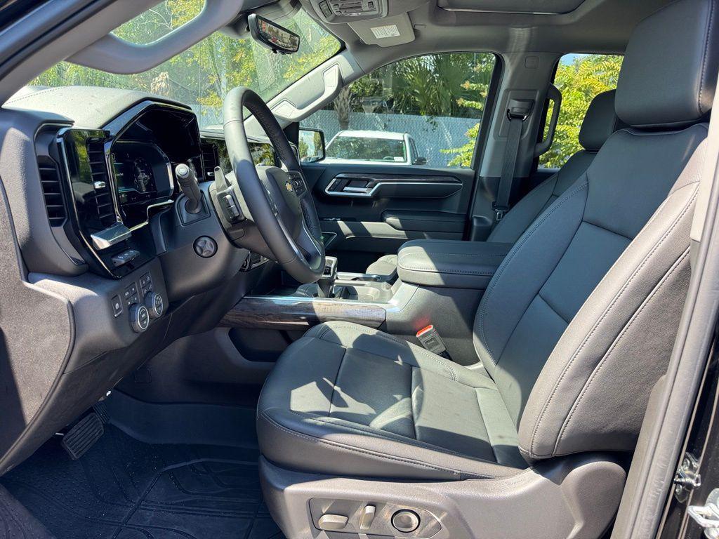 new 2025 Chevrolet Silverado 1500 car, priced at $73,535