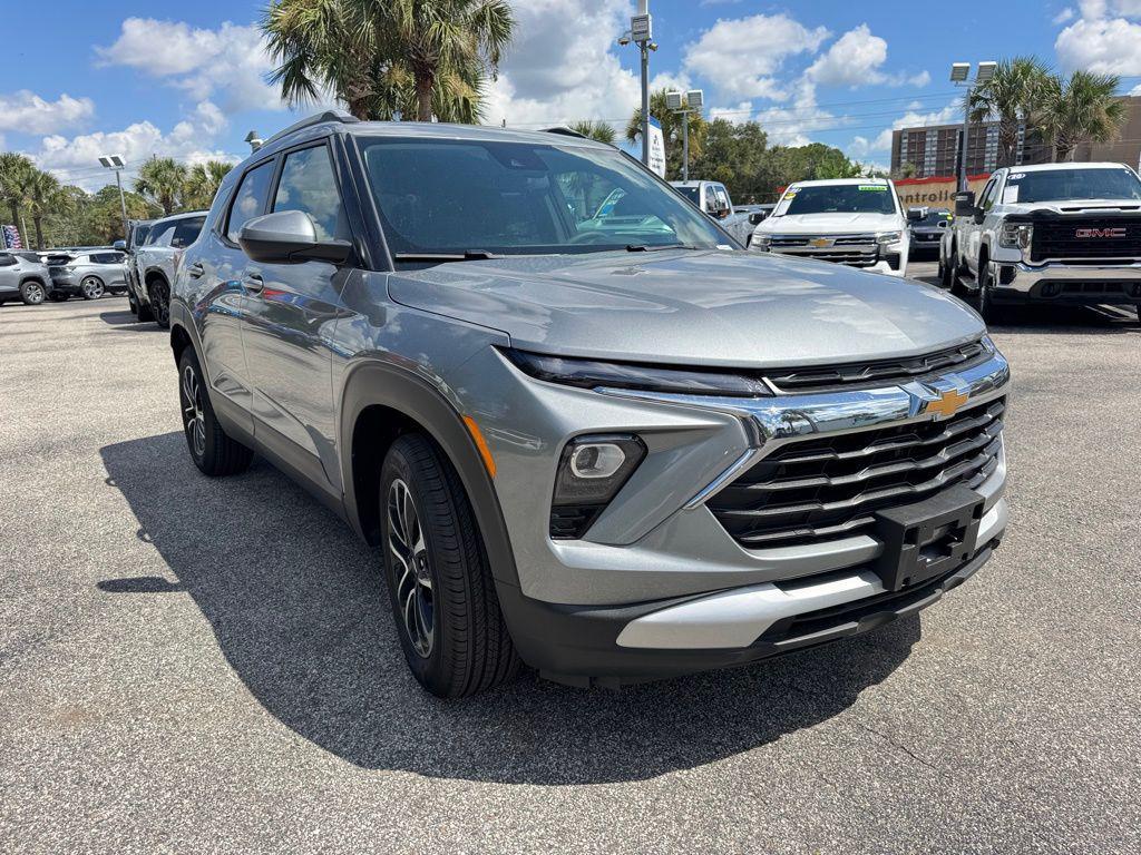 new 2026 Chevrolet TrailBlazer car, priced at $26,800