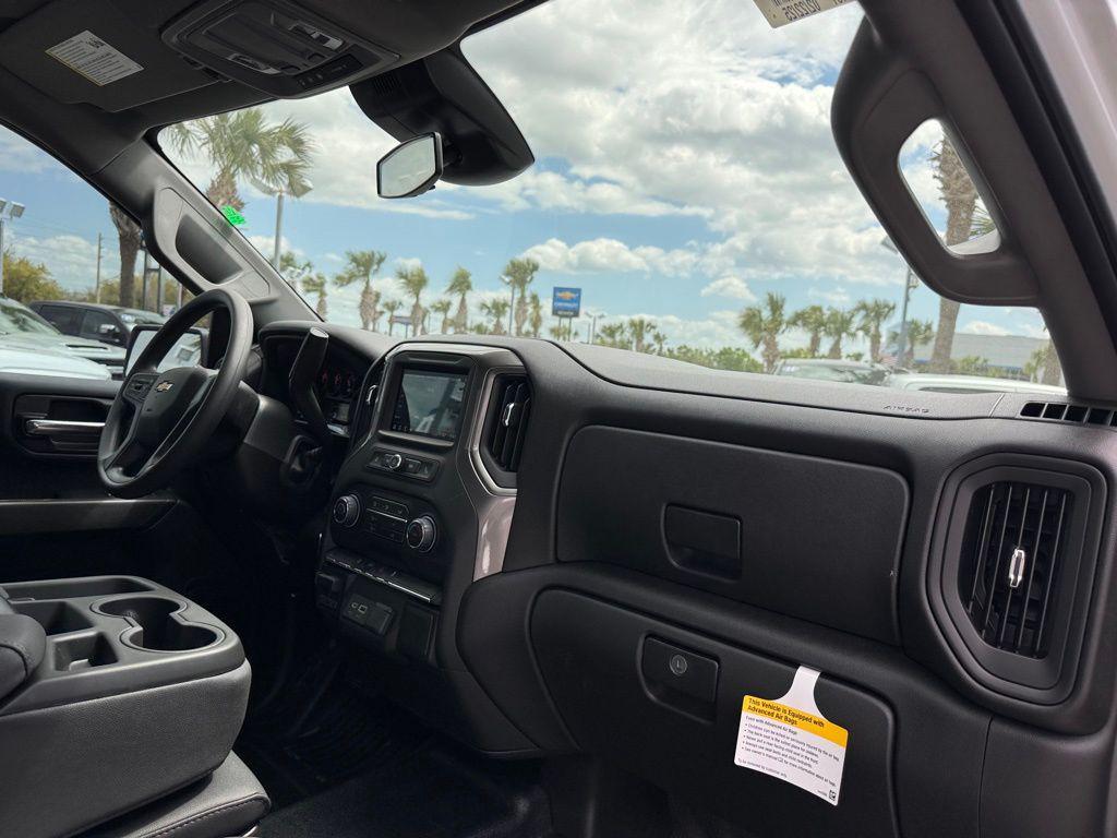 new 2025 Chevrolet Silverado 2500 car, priced at $51,070