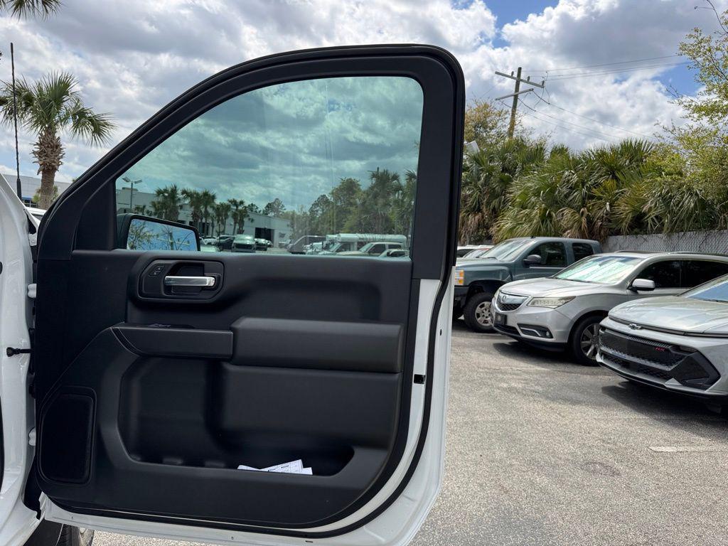 new 2025 Chevrolet Silverado 2500 car, priced at $51,070