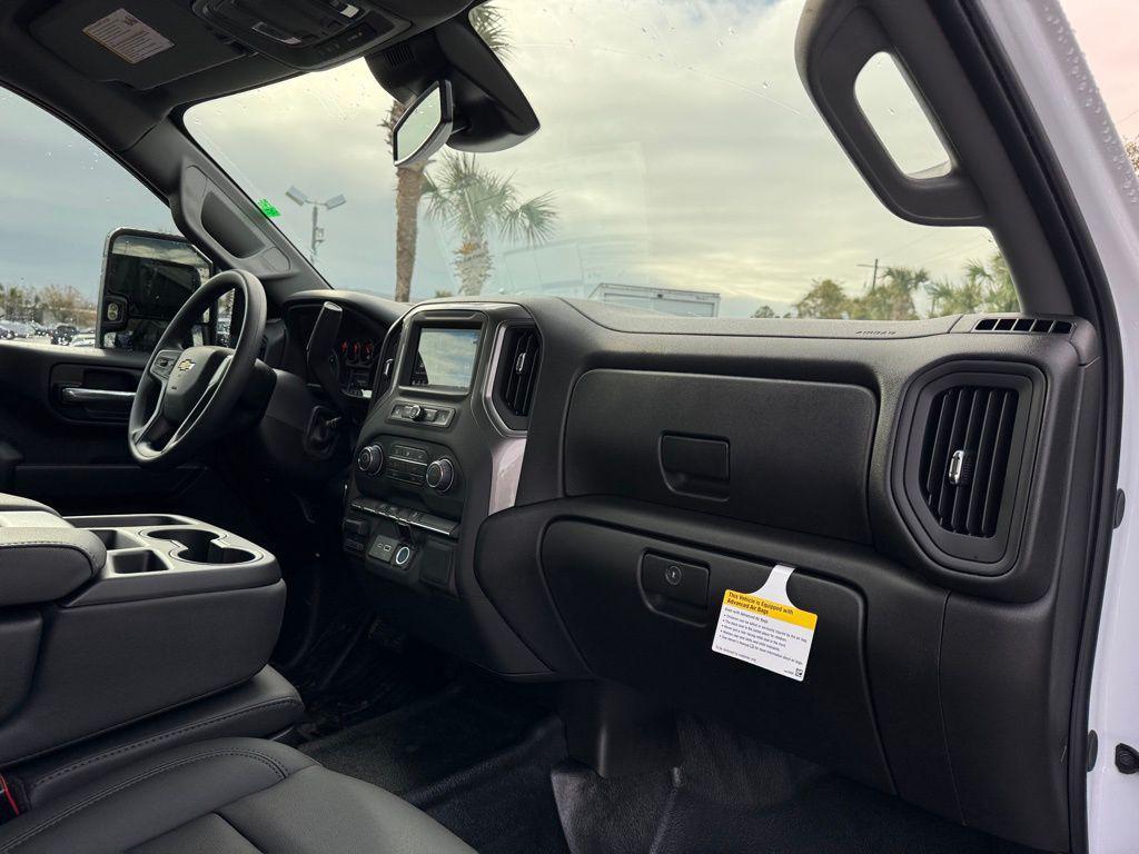 new 2025 Chevrolet Silverado 2500 car, priced at $52,265