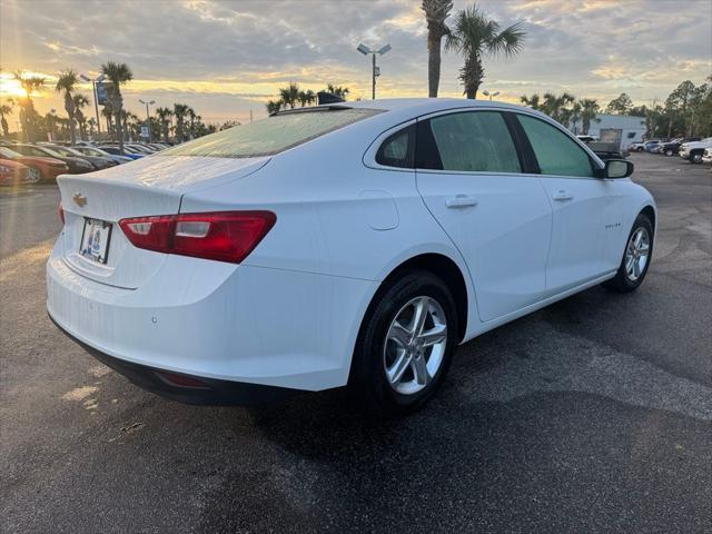 new 2024 Chevrolet Malibu car, priced at $26,195