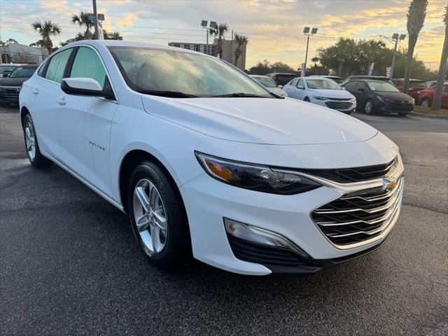 new 2024 Chevrolet Malibu car, priced at $26,195