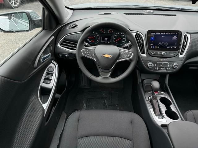 new 2025 Chevrolet Malibu car, priced at $27,995