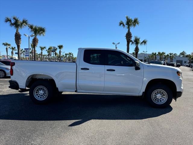 new 2025 Chevrolet Silverado 1500 car, priced at $40,945