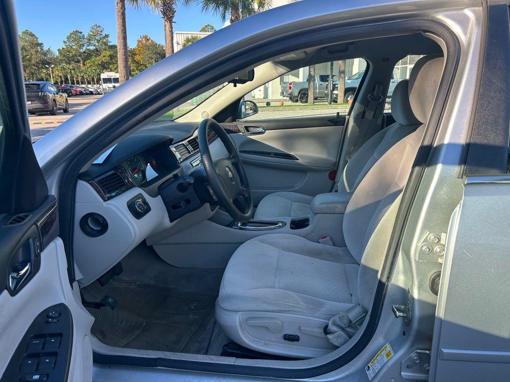 used 2016 Chevrolet Impala Limited car, priced at $8,500