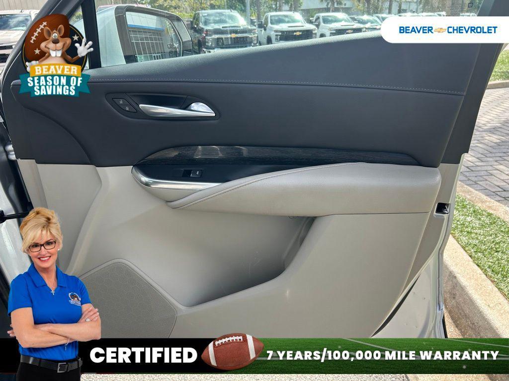 used 2022 Cadillac XT4 car, priced at $24,821