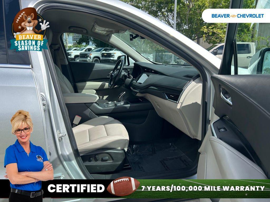used 2022 Cadillac XT4 car, priced at $24,821