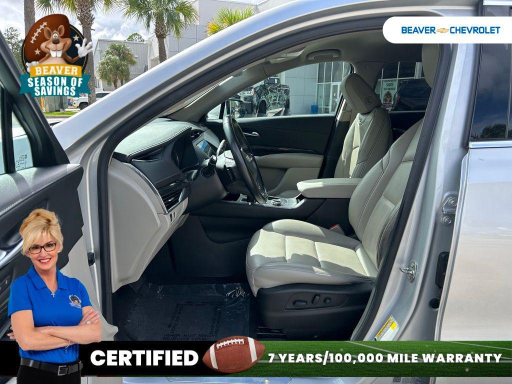 used 2022 Cadillac XT4 car, priced at $24,821