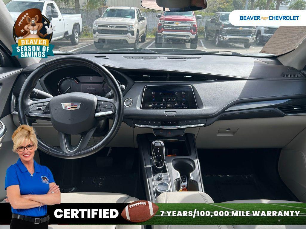 used 2022 Cadillac XT4 car, priced at $24,821