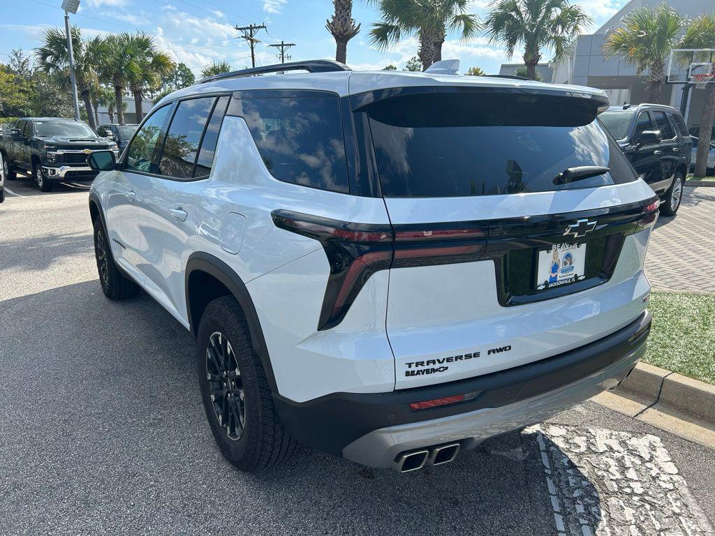 new 2026 Chevrolet Traverse car, priced at $54,980