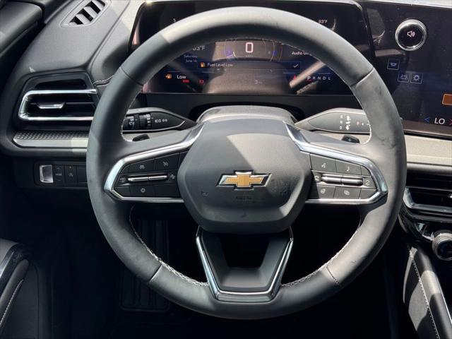 new 2025 Chevrolet Traverse car, priced at $42,494