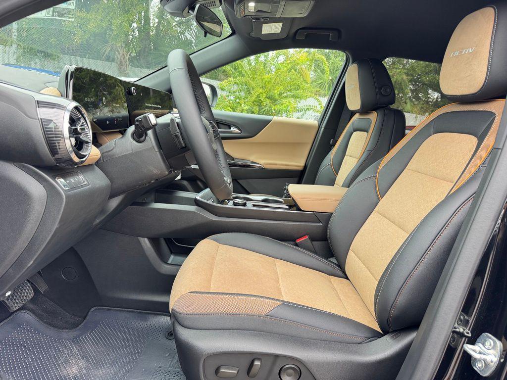 new 2026 Chevrolet Equinox car, priced at $36,395