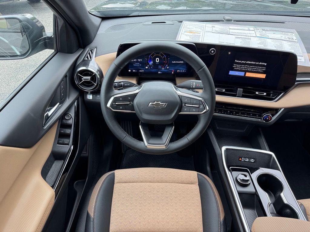 new 2026 Chevrolet Equinox car, priced at $36,395