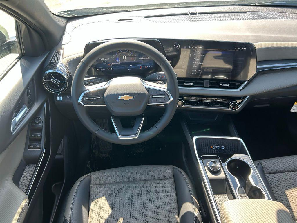 new 2026 Chevrolet Equinox car, priced at $37,135