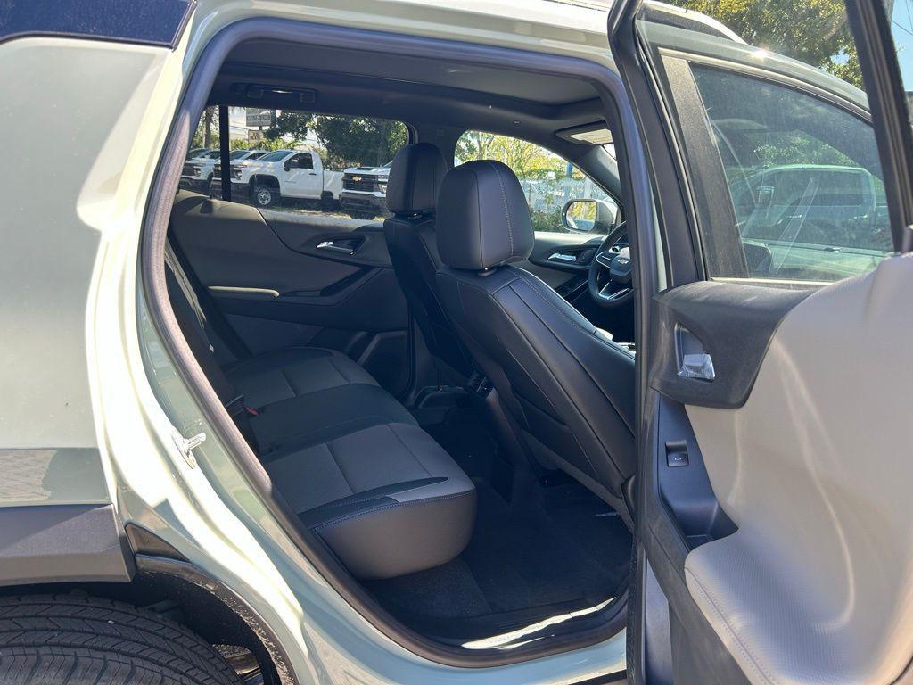new 2026 Chevrolet Equinox car, priced at $37,135