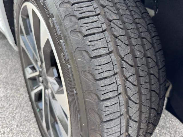 used 2021 Jeep Grand Cherokee L car, priced at $30,577