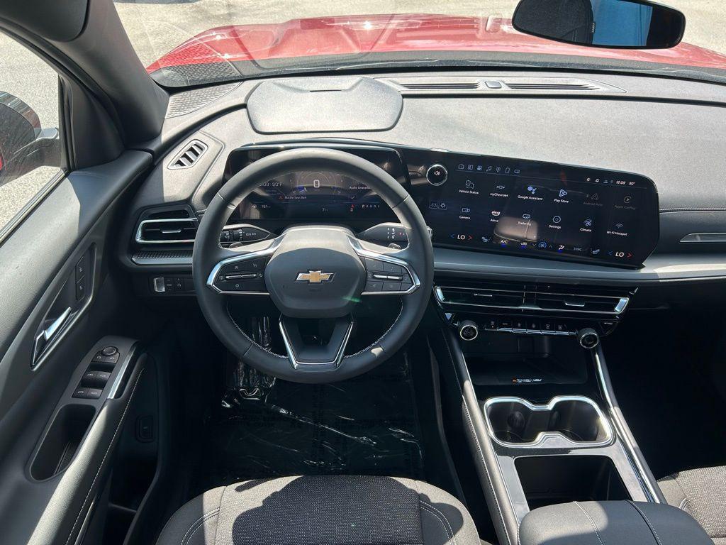 new 2025 Chevrolet Traverse car, priced at $43,190