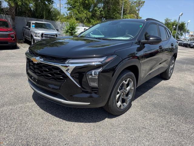 new 2025 Chevrolet Trax car, priced at $24,095